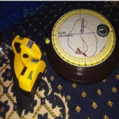 Qiswa Portable Pengukur Kiblat Matahari