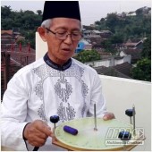 Istiwa Aini Sundial Alat Falak 